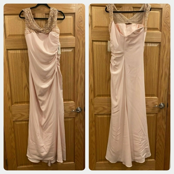 Badgley Mischka Dresses & Skirts - Badgley Mischka Column Gown Dress